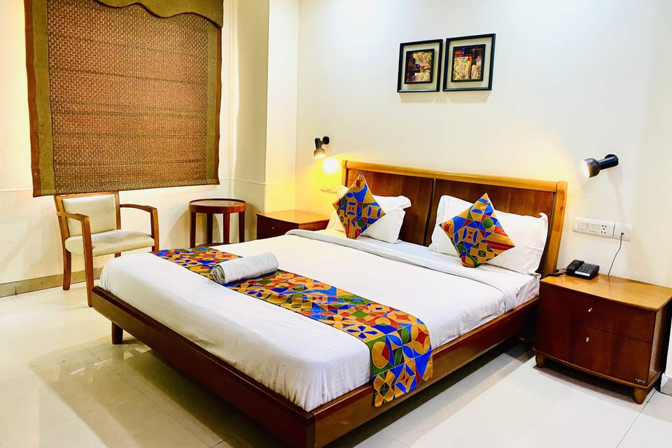 Qotel Signature Suites